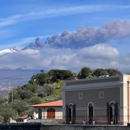 Le Tre Scimmiette Paterno (Sicily)